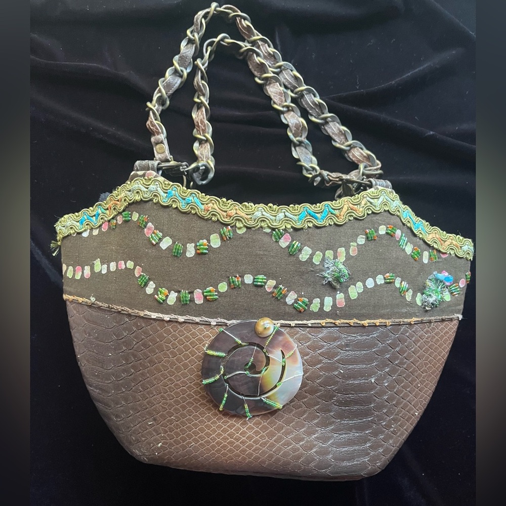 Mary Frances Beaded Shell Handbag - Picture 2 of 16